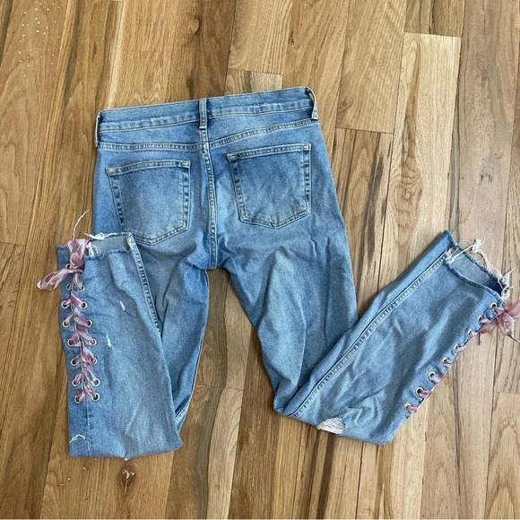 Anthro Pilcro and the Letterpress Floral Lace Up Raw Hem Slim Straight Jeans 30 - Picture 12 of 15